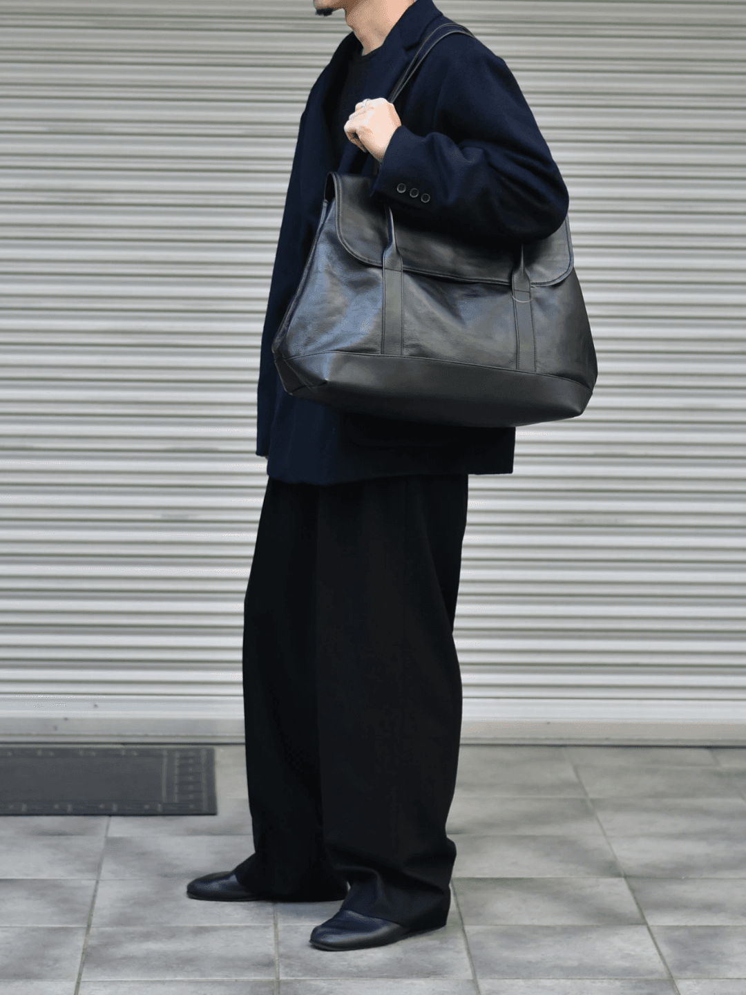 CCU ROUND TOTE BAG L SIZE BLACK(2/4)